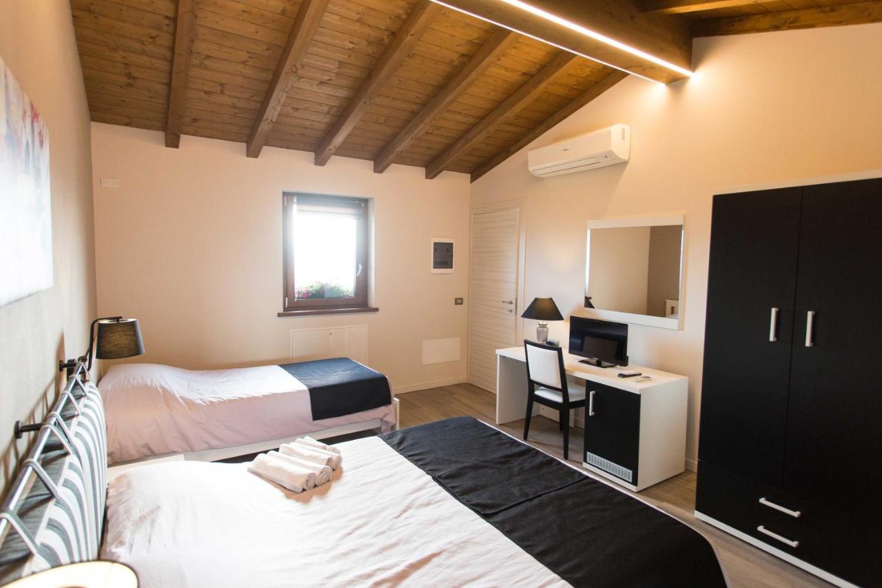 Ca' Del Passero B&B Vigoleno ภายนอก รูปภาพ